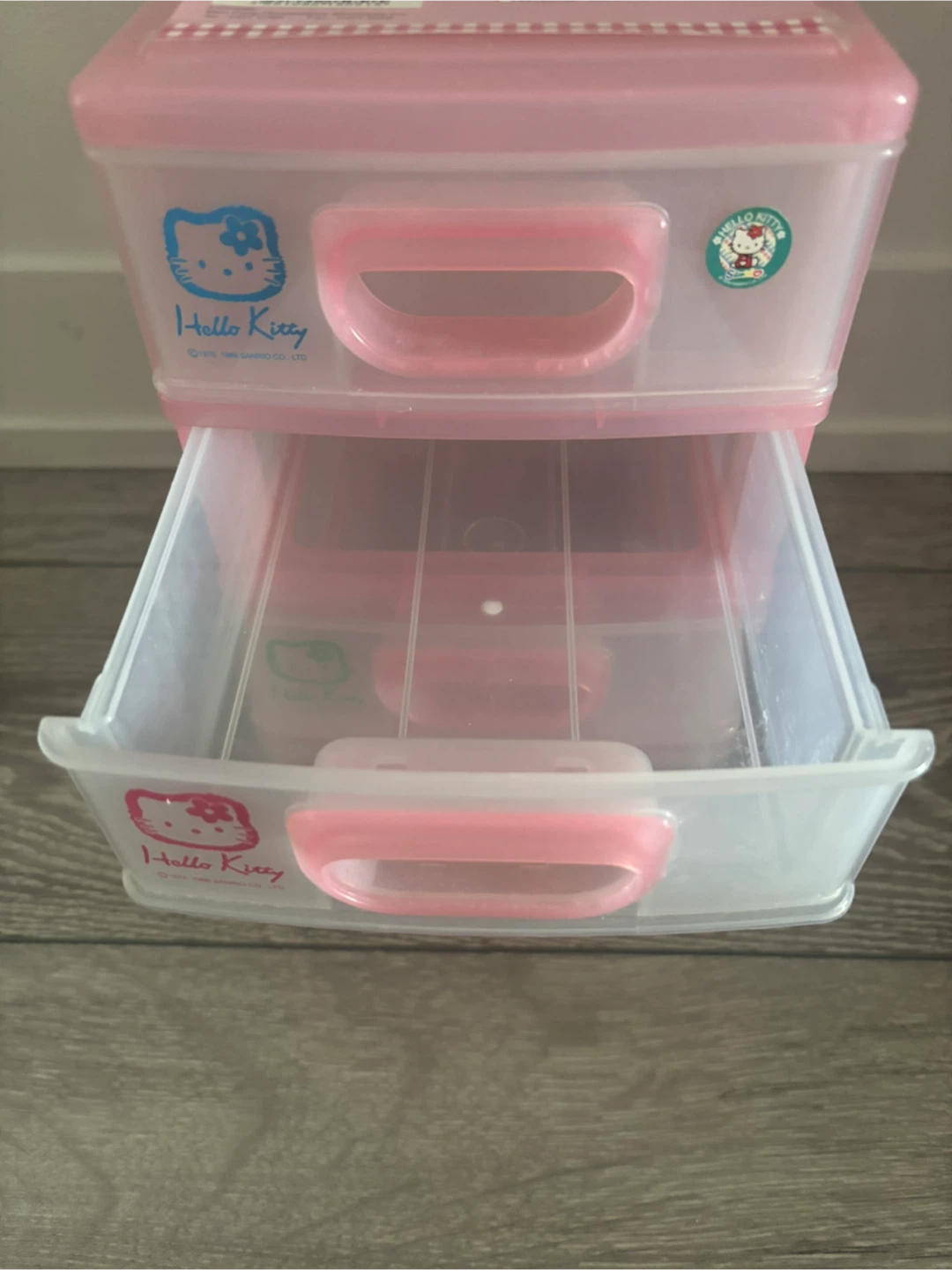 Hello Kitty 4-Tier accessories drawer container - photo 4