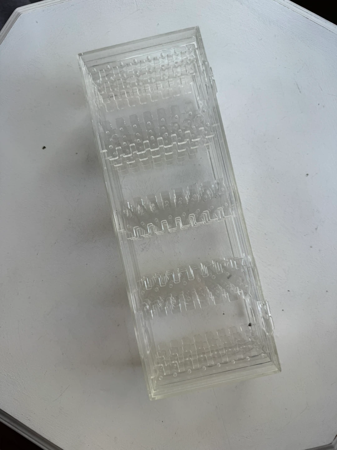 Clear acrylic jewelry holder - photo 4