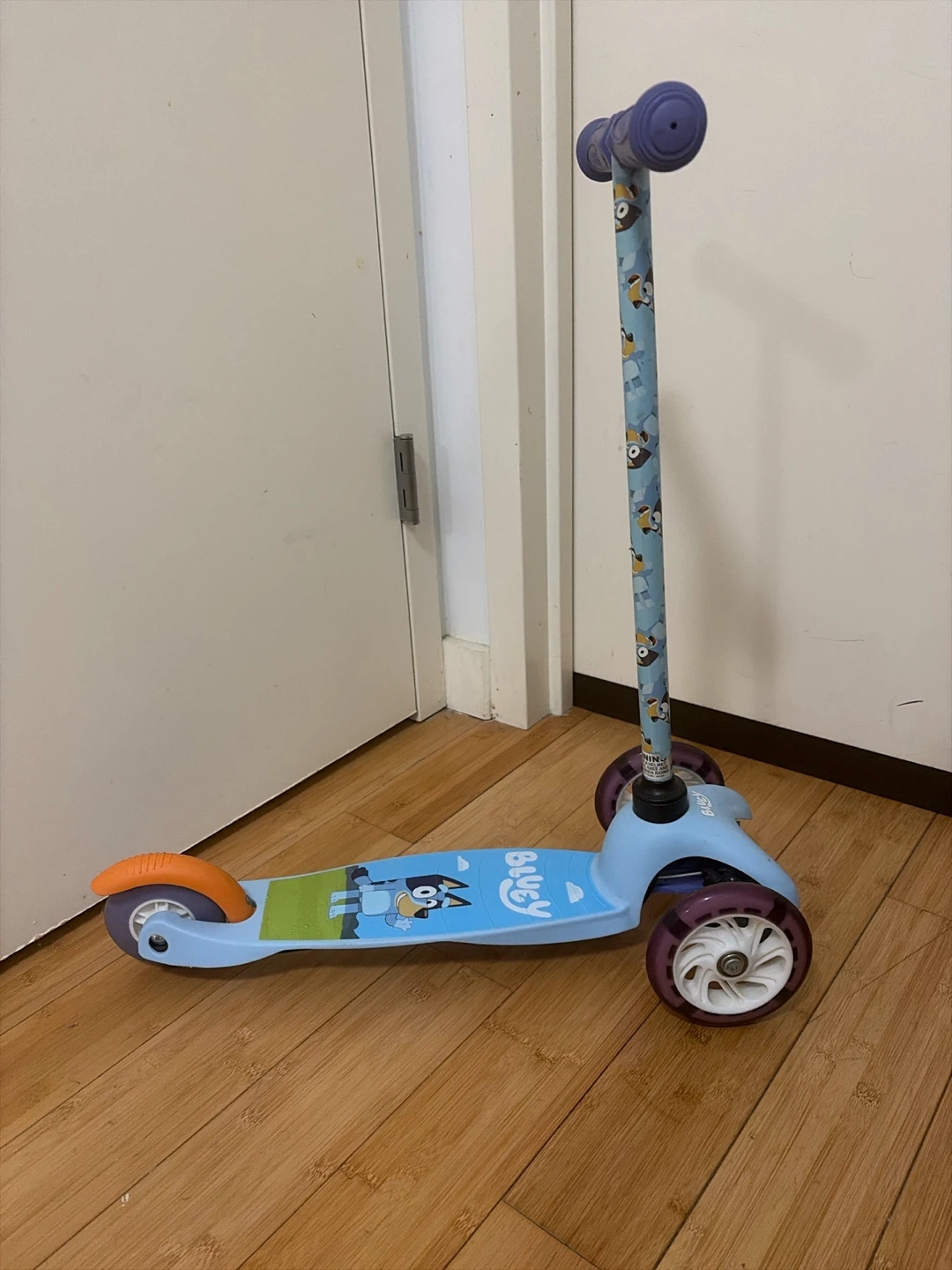 Bluey 3-Wheel Kids Scooter