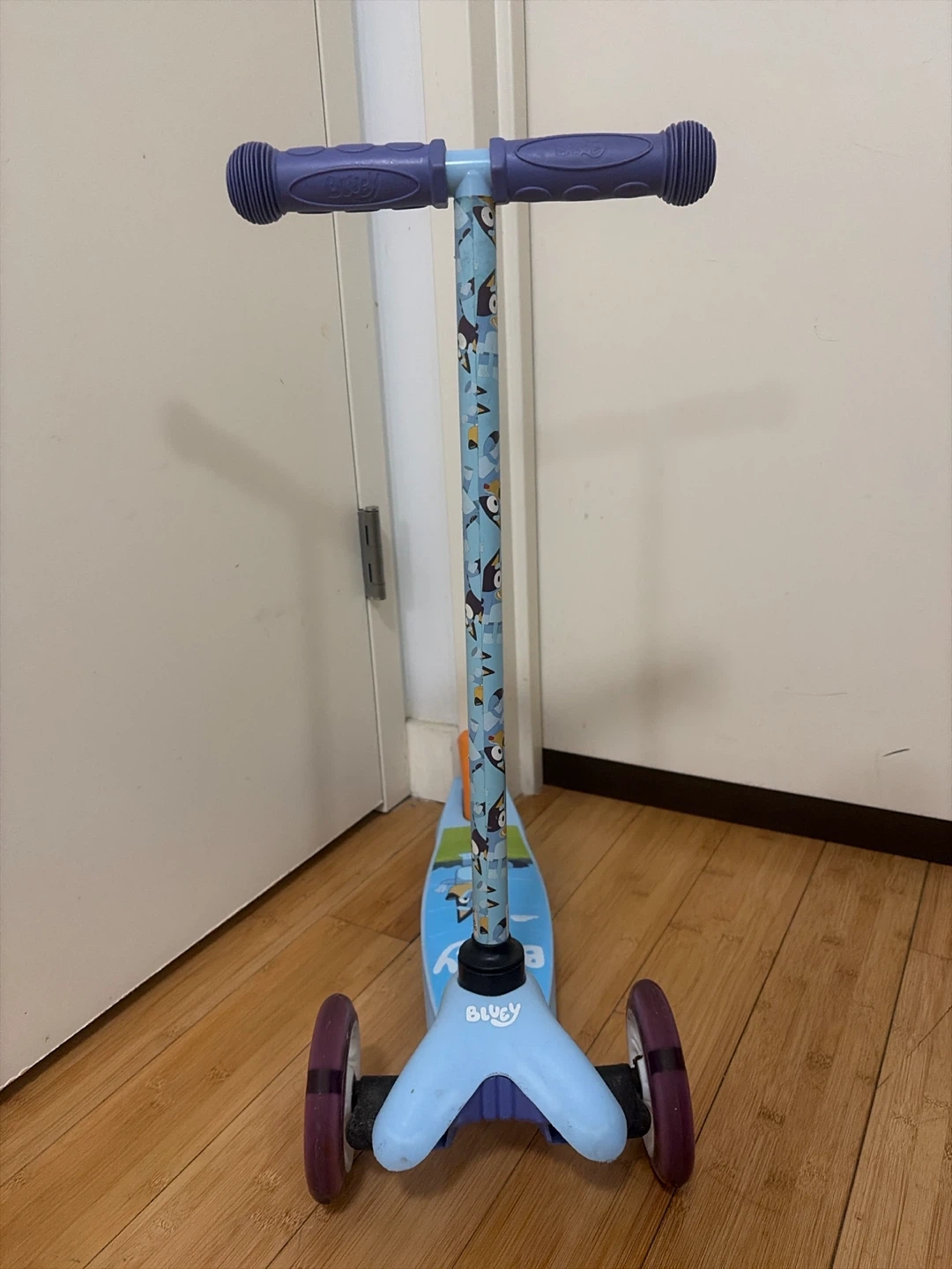 Bluey 3-Wheel Kids Scooter - photo 3