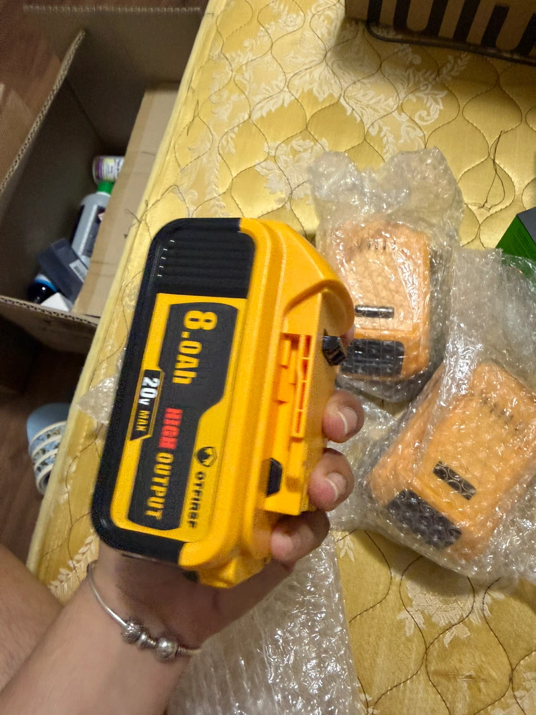 OTFIRSF 20V Max 8.0Ah Lithium-Ion Batteries - photo 2