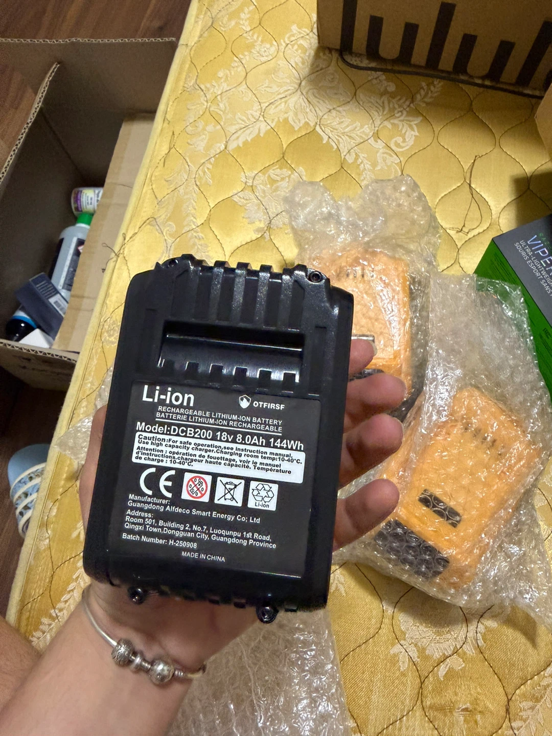 OTFIRSF 20V Max 8.0Ah Lithium-Ion Batteries - photo 3
