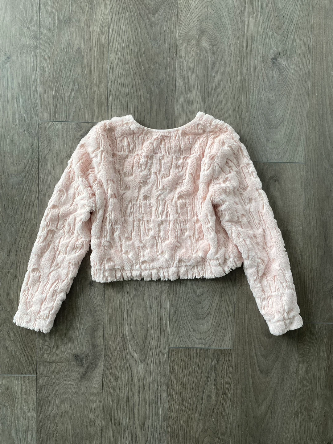 Soft fuzzy sweater with sequins - photo 2