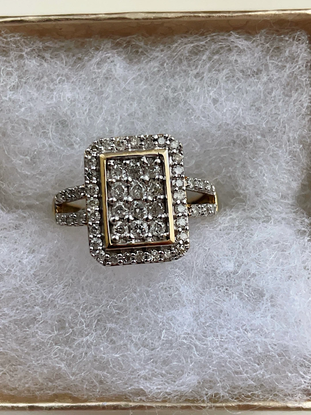 10K Yellow Gold Rectangle Diamond Cluster Halo Ring - photo 2