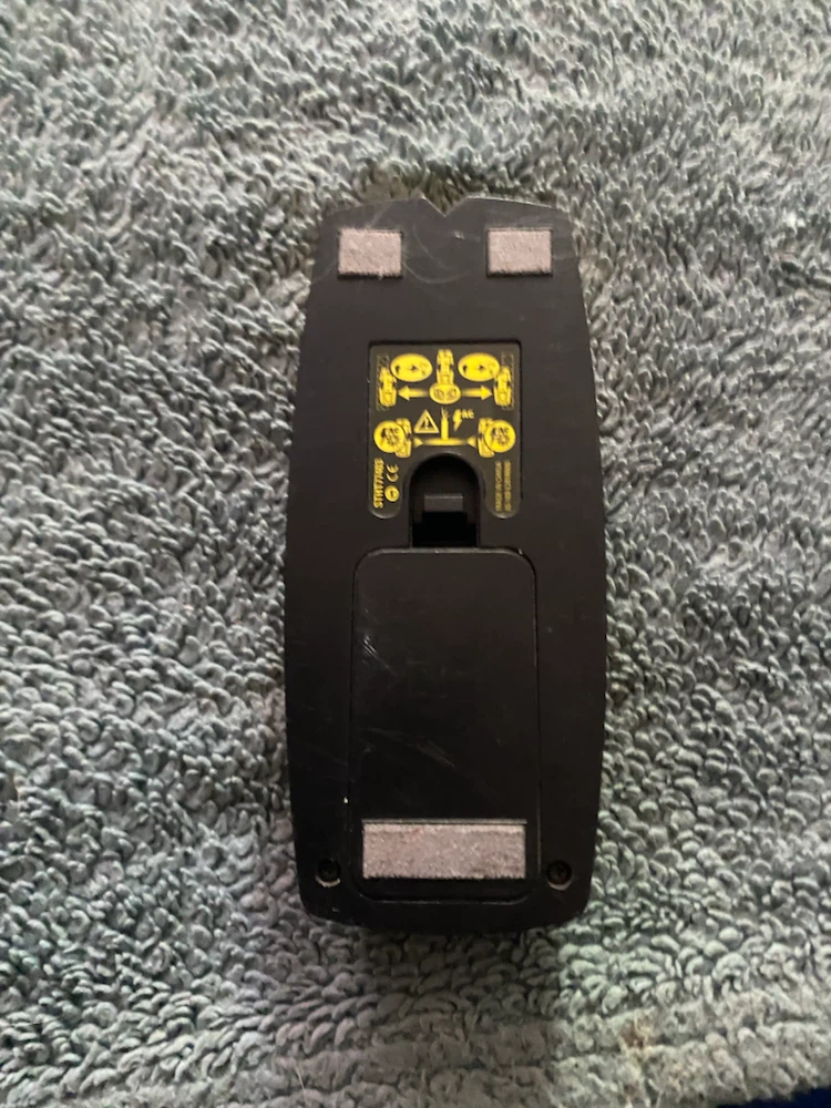 Stanley Stud Finder STHT77403 - photo 2