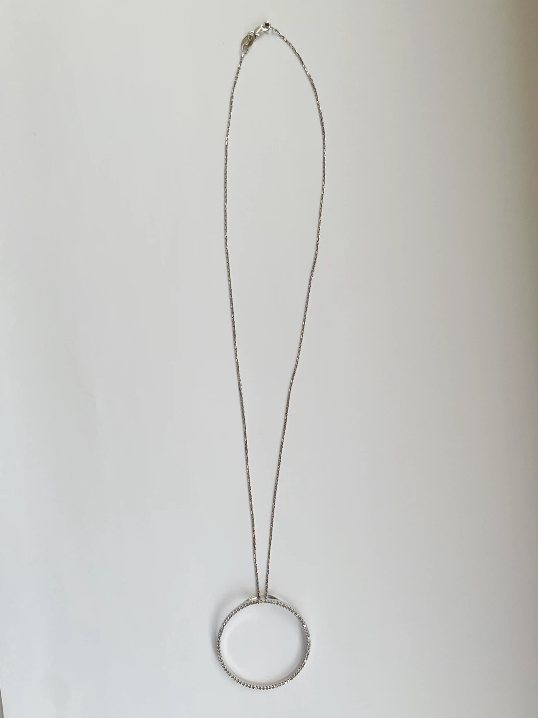 14K White Gold Diamond Circle Necklace - photo 3
