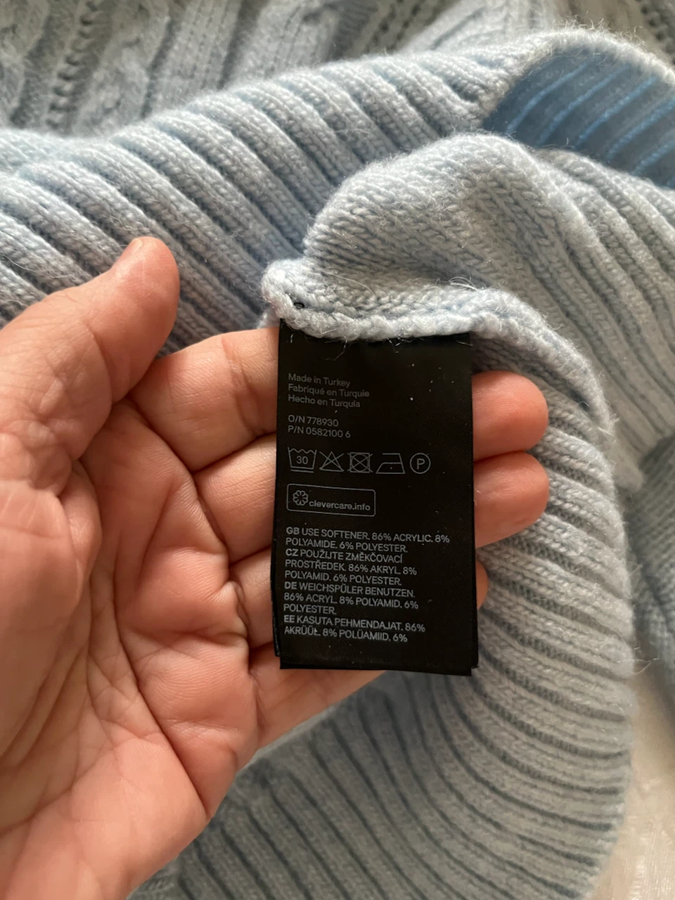 H&M Light Blue Cable Knit Sweater - photo 3