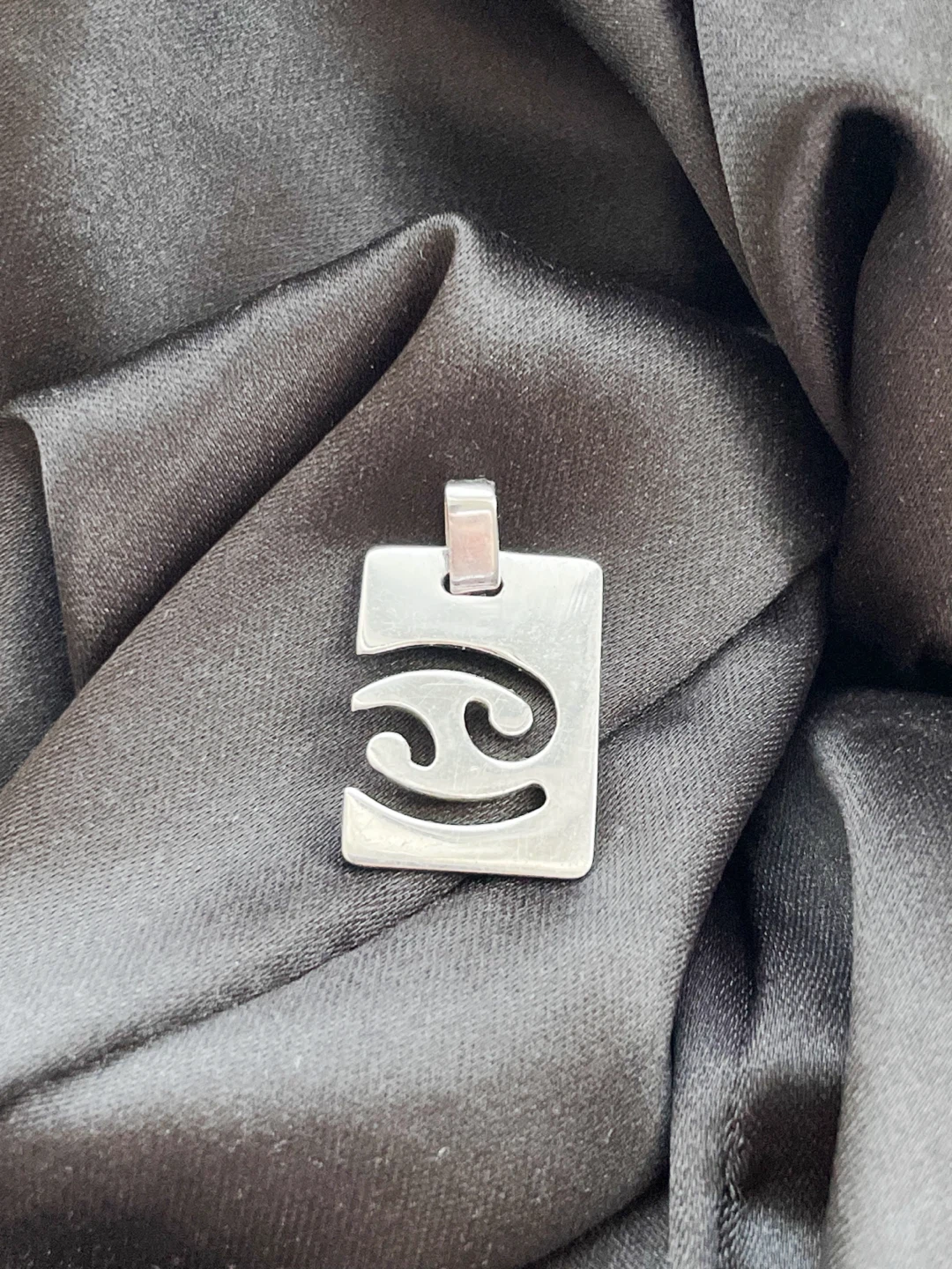 Sterling Silver Cancer Zodiac Pendant - photo 2