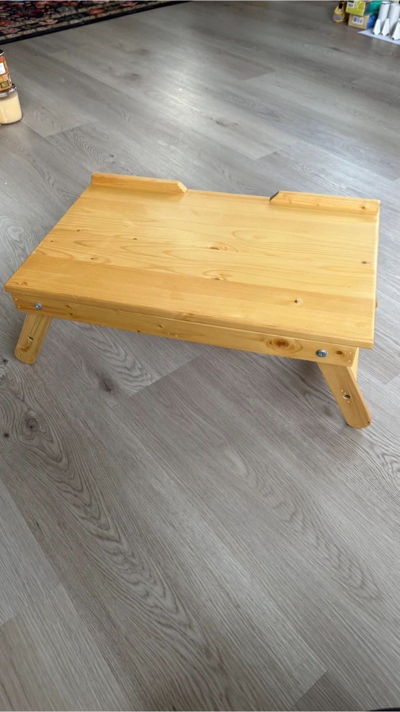 Wooden mini drafting/art table