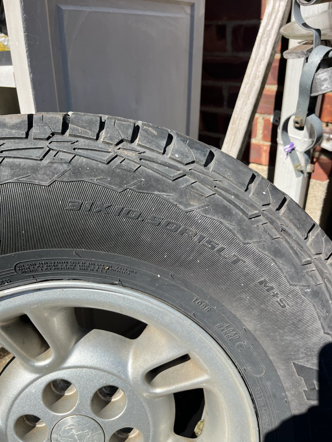 Cooper Adventurer Tire 31x10.50R15LT - photo 3