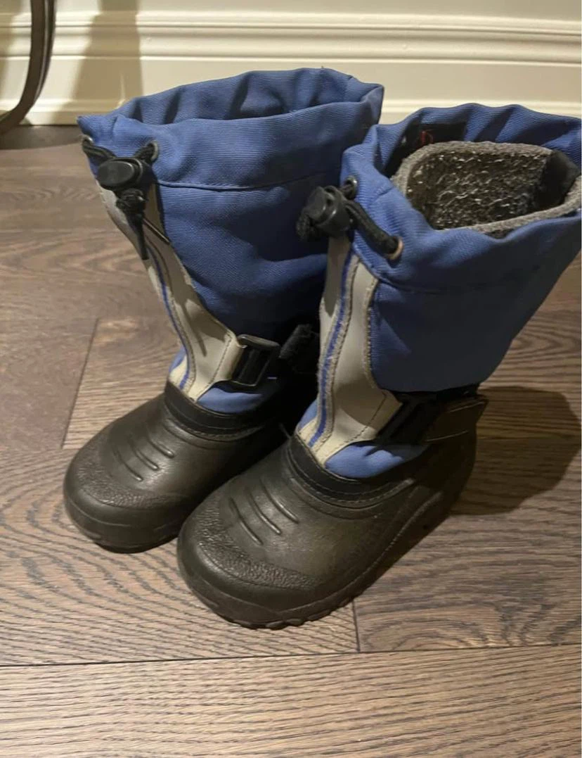 Blue and black children's winter boots - photo 3