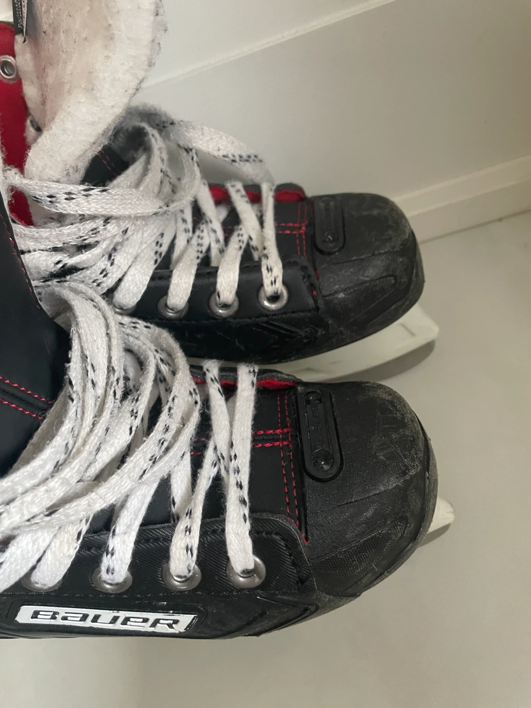 Bauer Vapor X250 Ice Skates