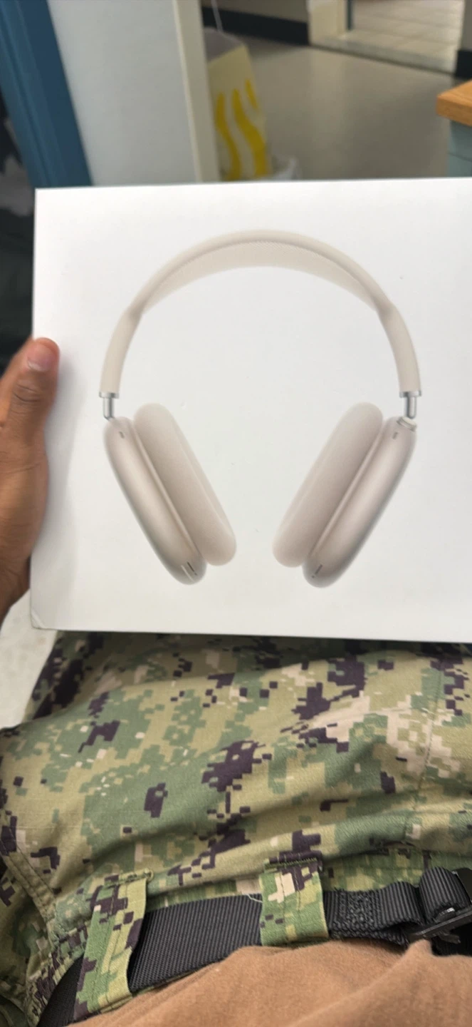 Apple AirPods Max Headphones