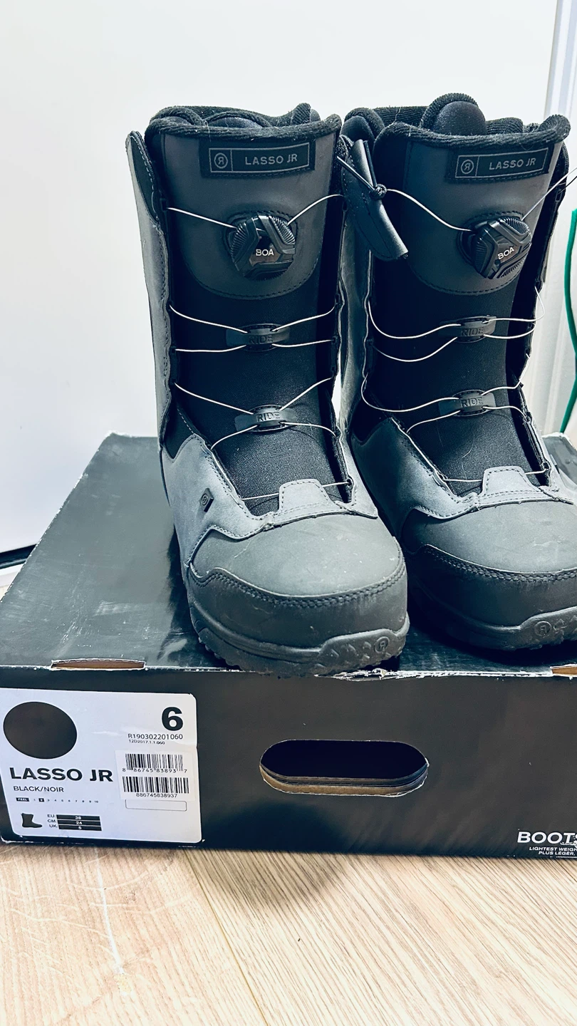 Ride Lasso Jr Snowboard Boots – Size 6