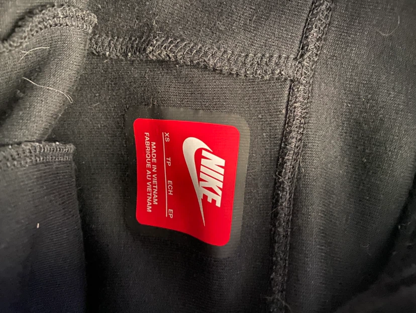 Nike tech shorts - photo 3
