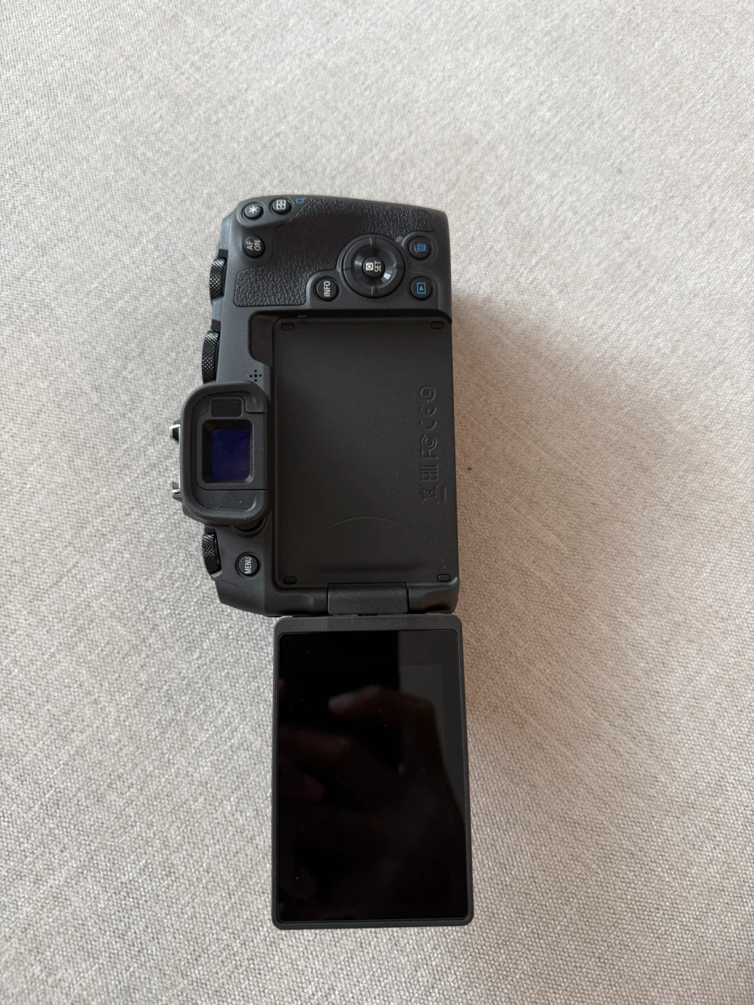 Canon EOS R - photo 4