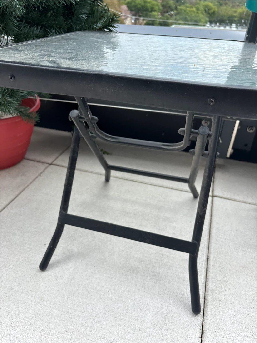 Folding glass top side table - photo 3