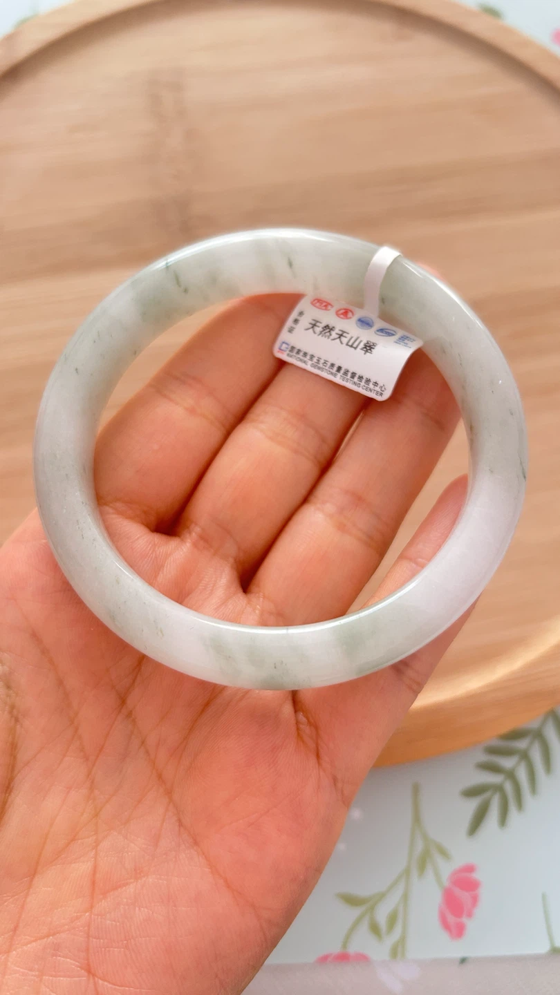 Natural Tianshan Jade Bangle - photo 4