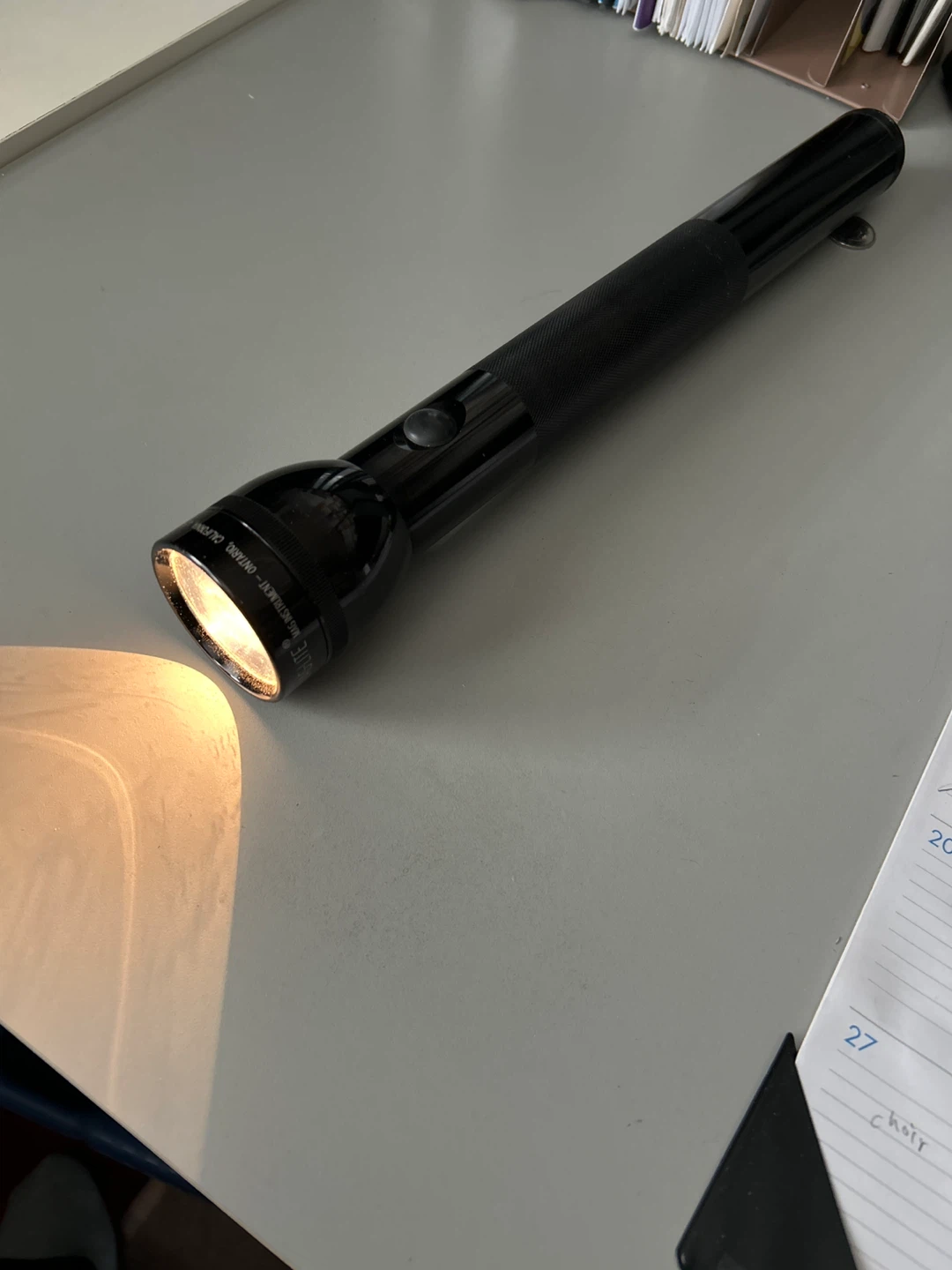 Mag-Lite Flashlight - photo 3