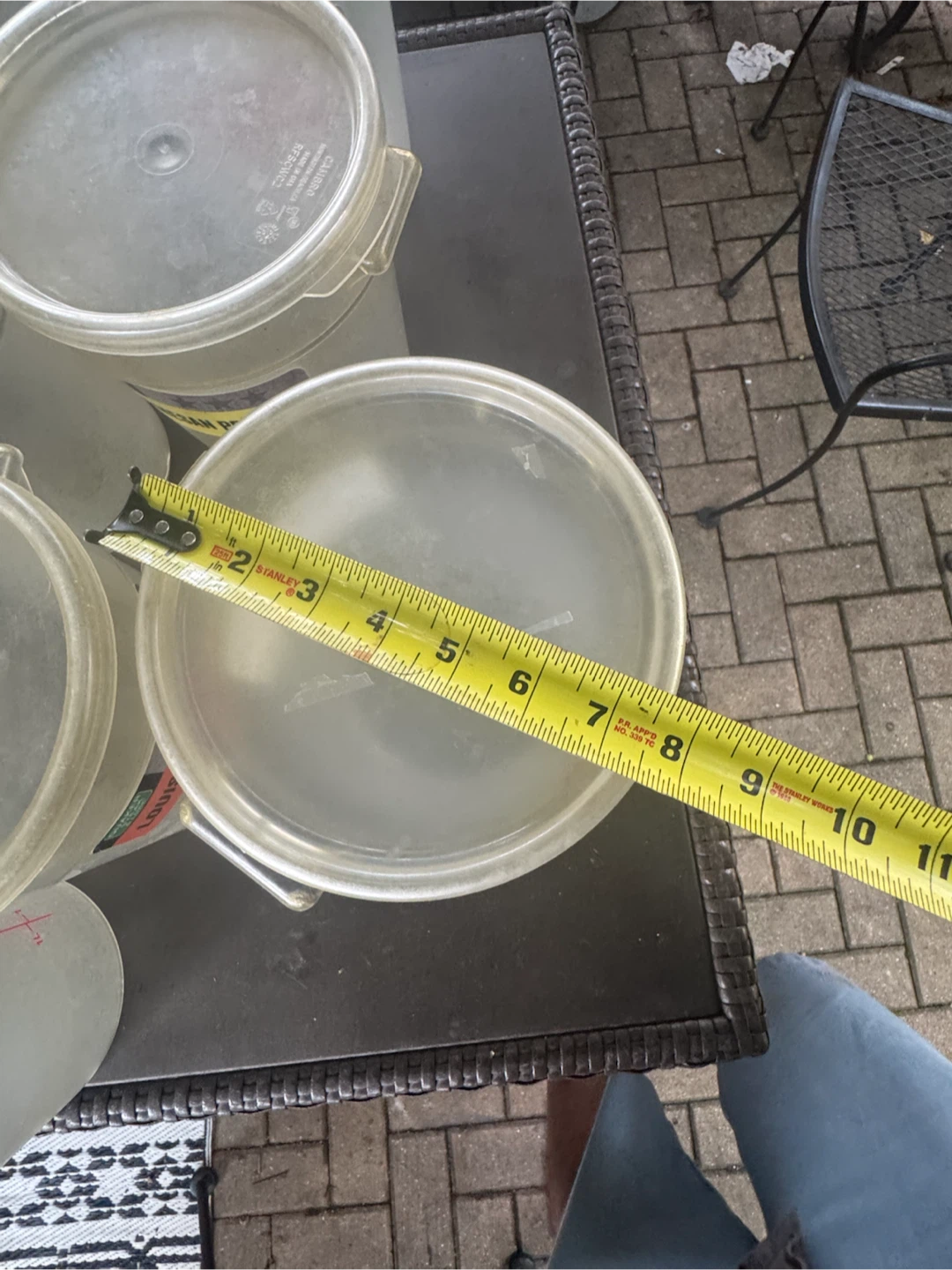 Set of 10 Cambro Round Food Storage Containers - photo 4