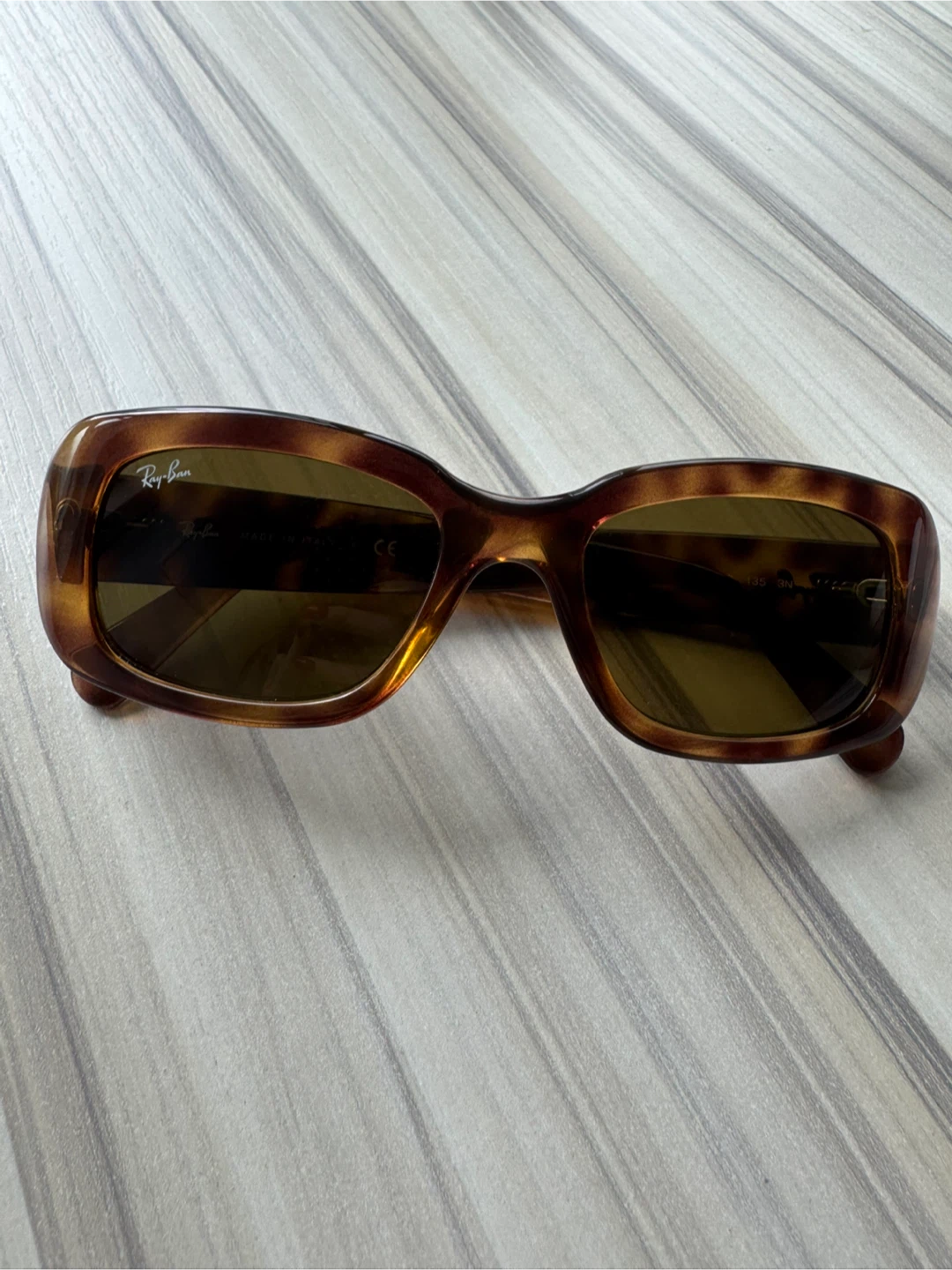 Ray-Ban RB4122 Sunglasses in Tortoiseshell