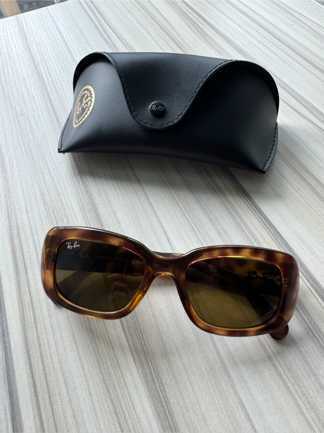 Ray-Ban RB4122 Sunglasses in Tortoiseshell - photo 2