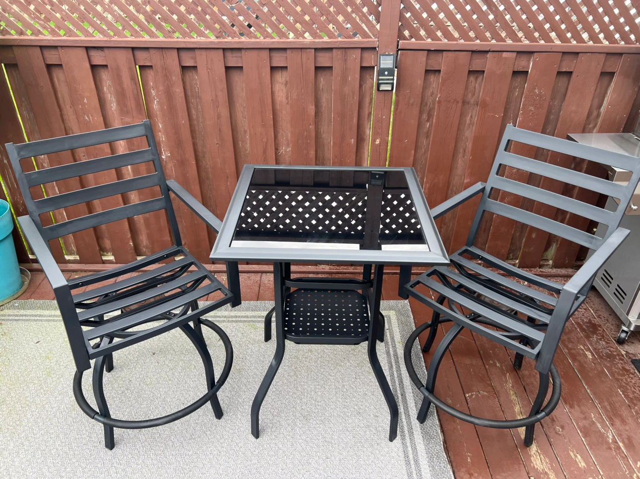 3-Piece Outdoor Swivel Chair and Table Bistro Set