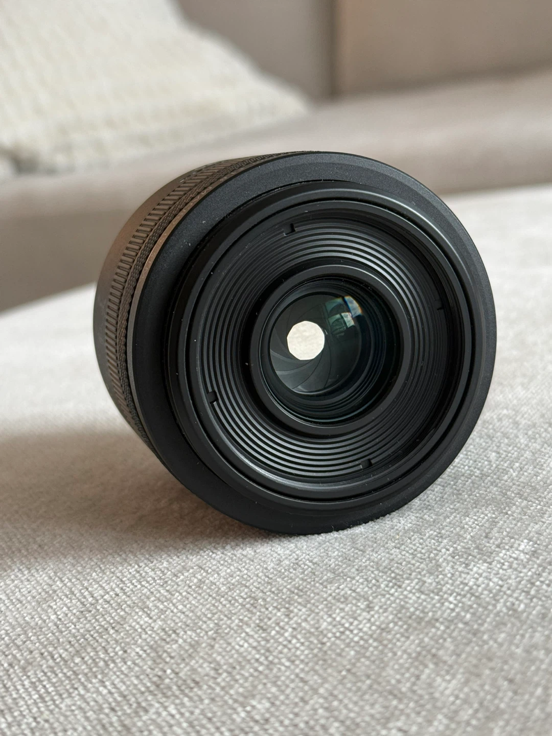 Canon 35mm lens - photo 4