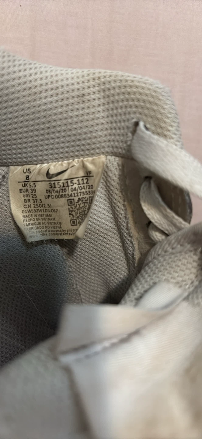Nike Air Force 1 White Size US 8 - photo 2