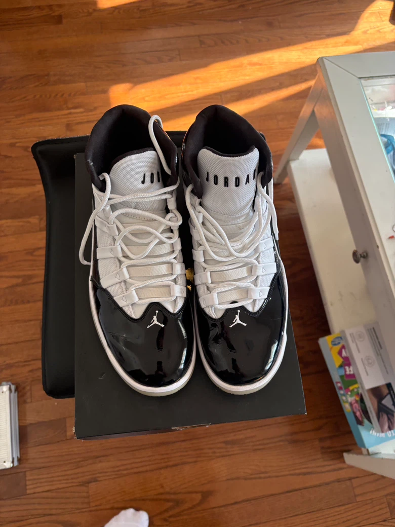 Jordan Max Aura Shoes Size 11 - photo 5
