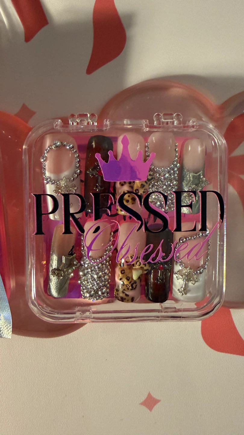 Pressed & Obsessed Press-on Nails - photo 3