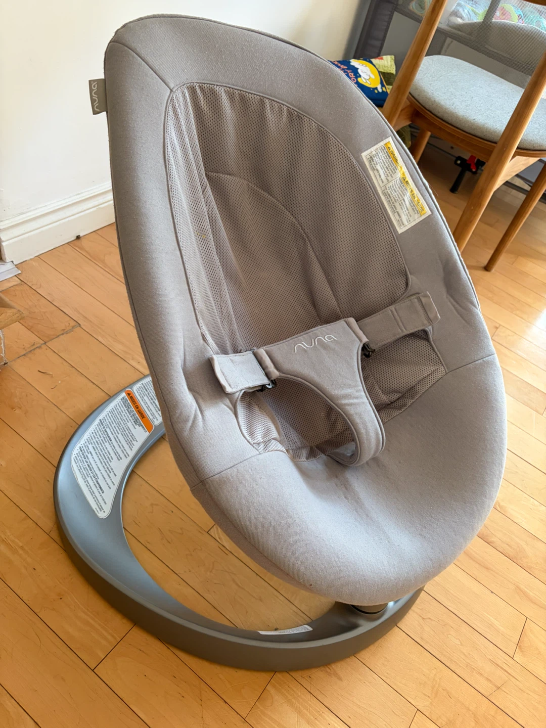 Nuna Leaf Baby Swing Chair with Toy Bar - photo 3
