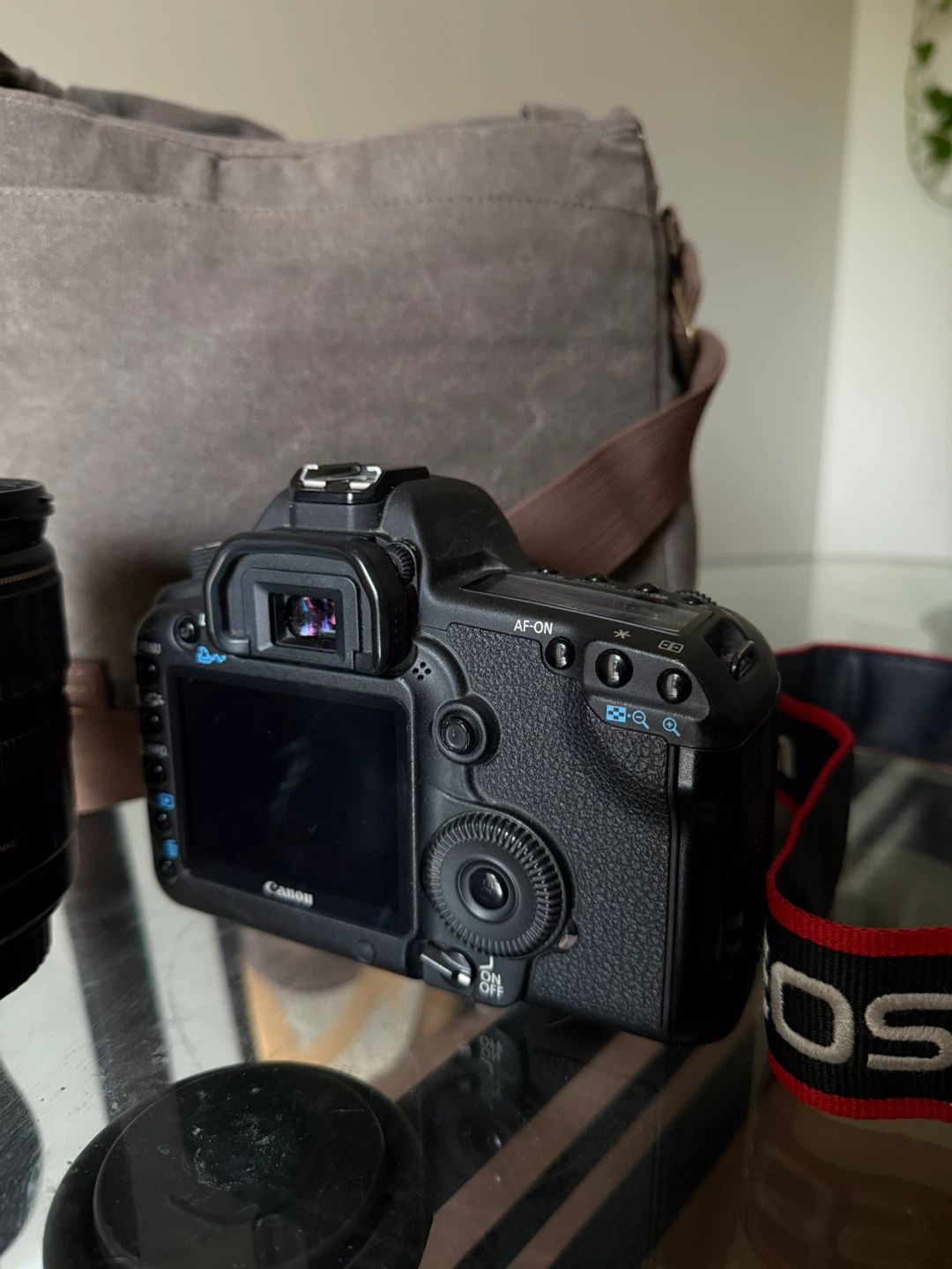 Canon EOS 5D Mark II with lenses and bag - photo 4