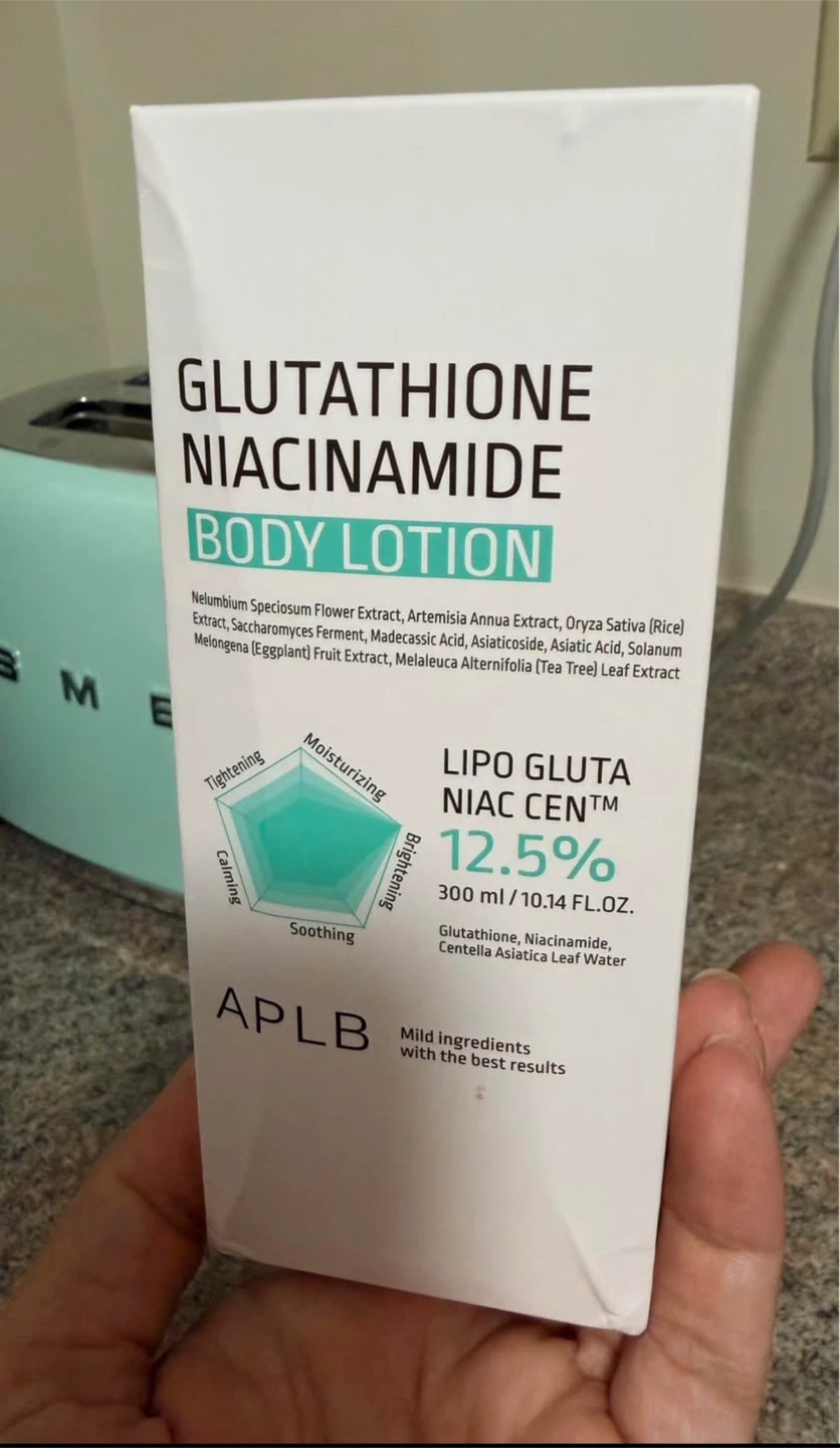 Brand New APLB Glutathione Niacinamide Body Lotion