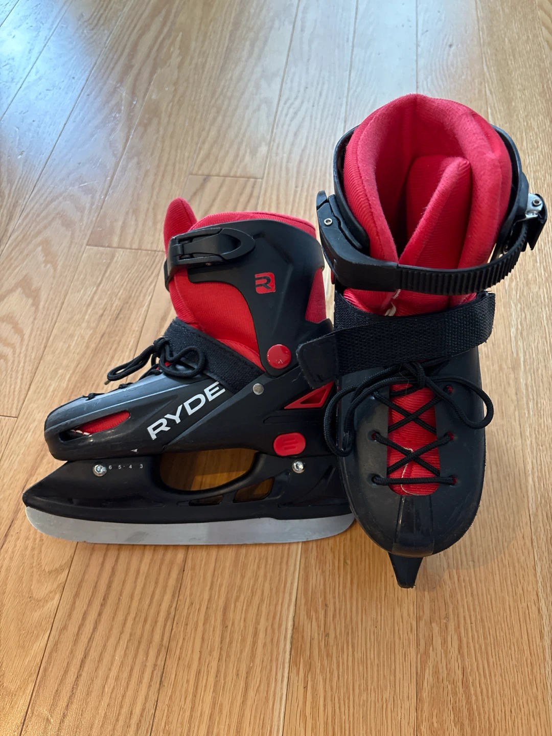 Ryde Adjustable Ice Skates - Black and Red - photo 2