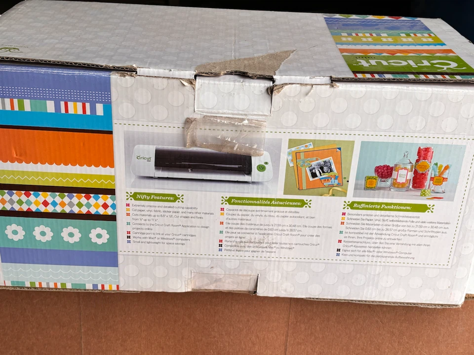 Cricut Mini Electronic Cutting Machine - photo 2