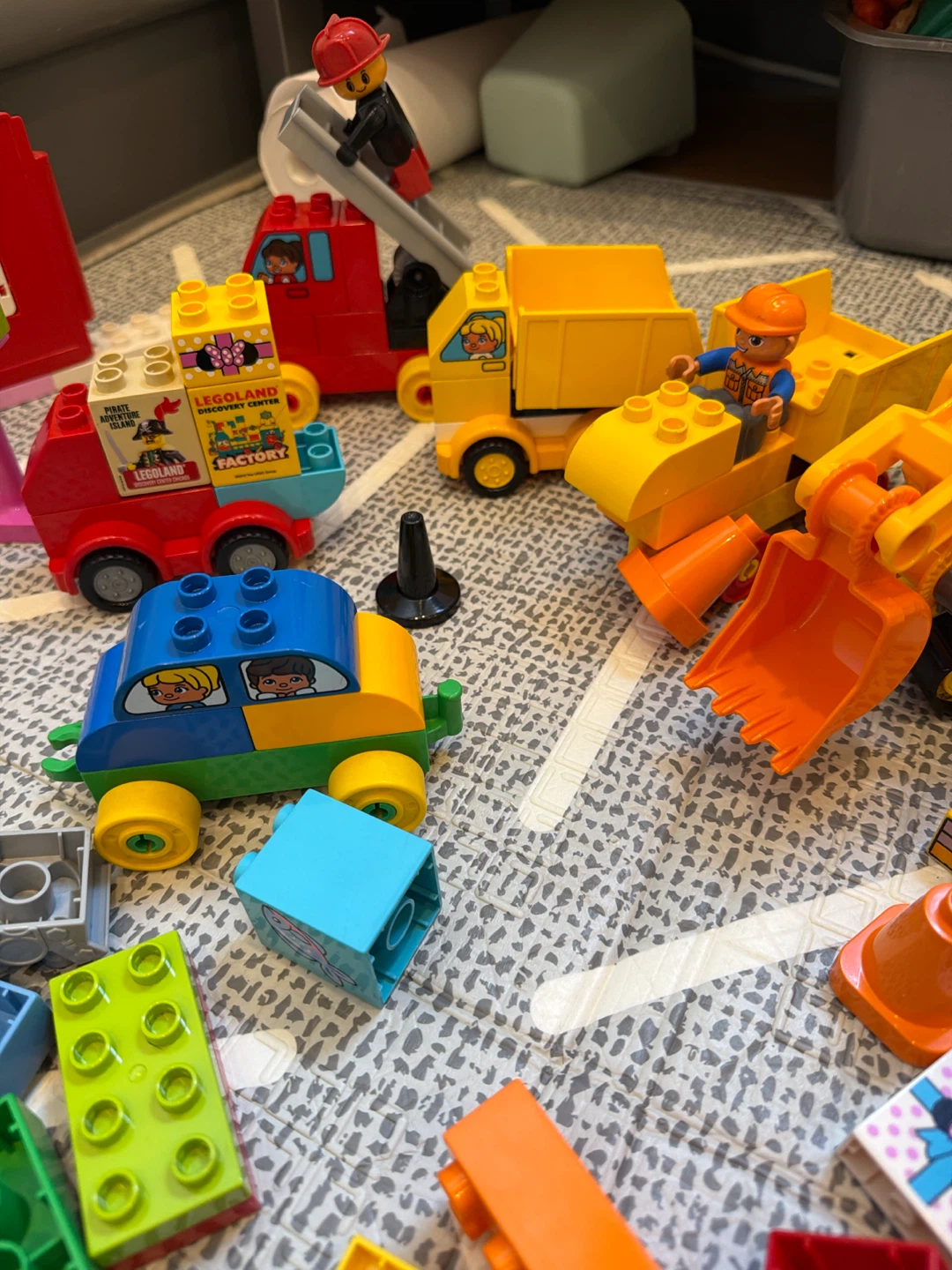 LEGO Duplo Building Block Collection - photo 3