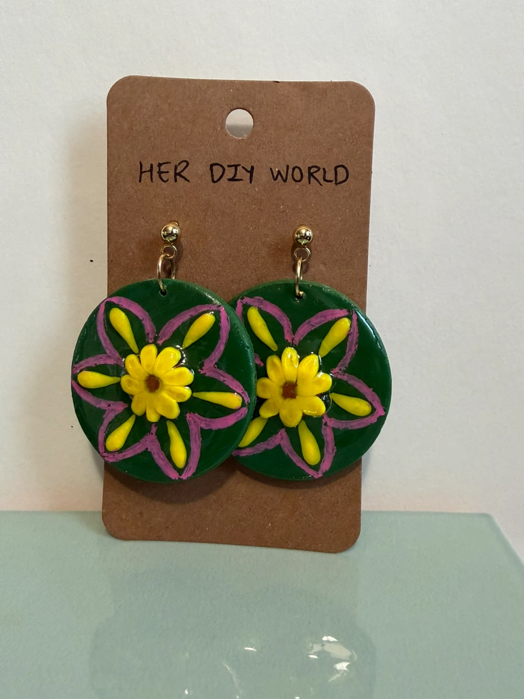 Her DIY World Handmade Clay Earrings - photo 4