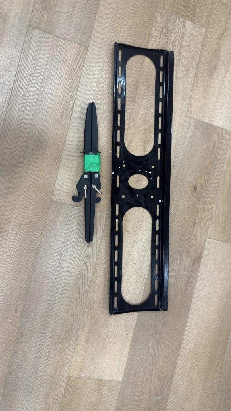 Wall Mount TV Bracket