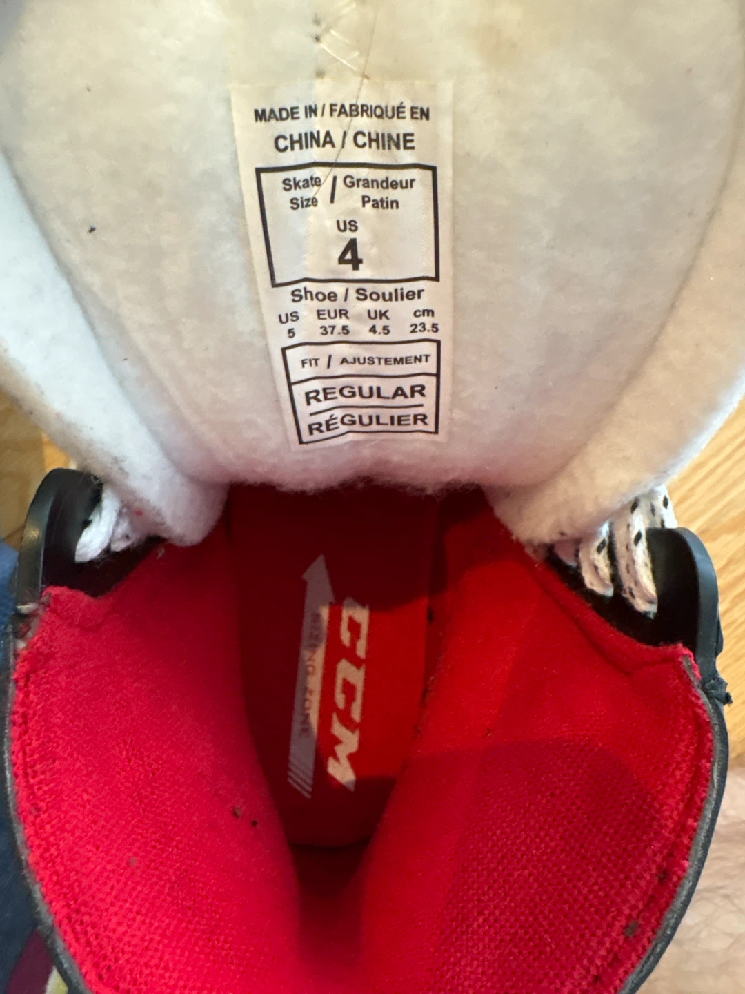 CCM Jetspeed Hockey Skates - Size 4 - photo 3