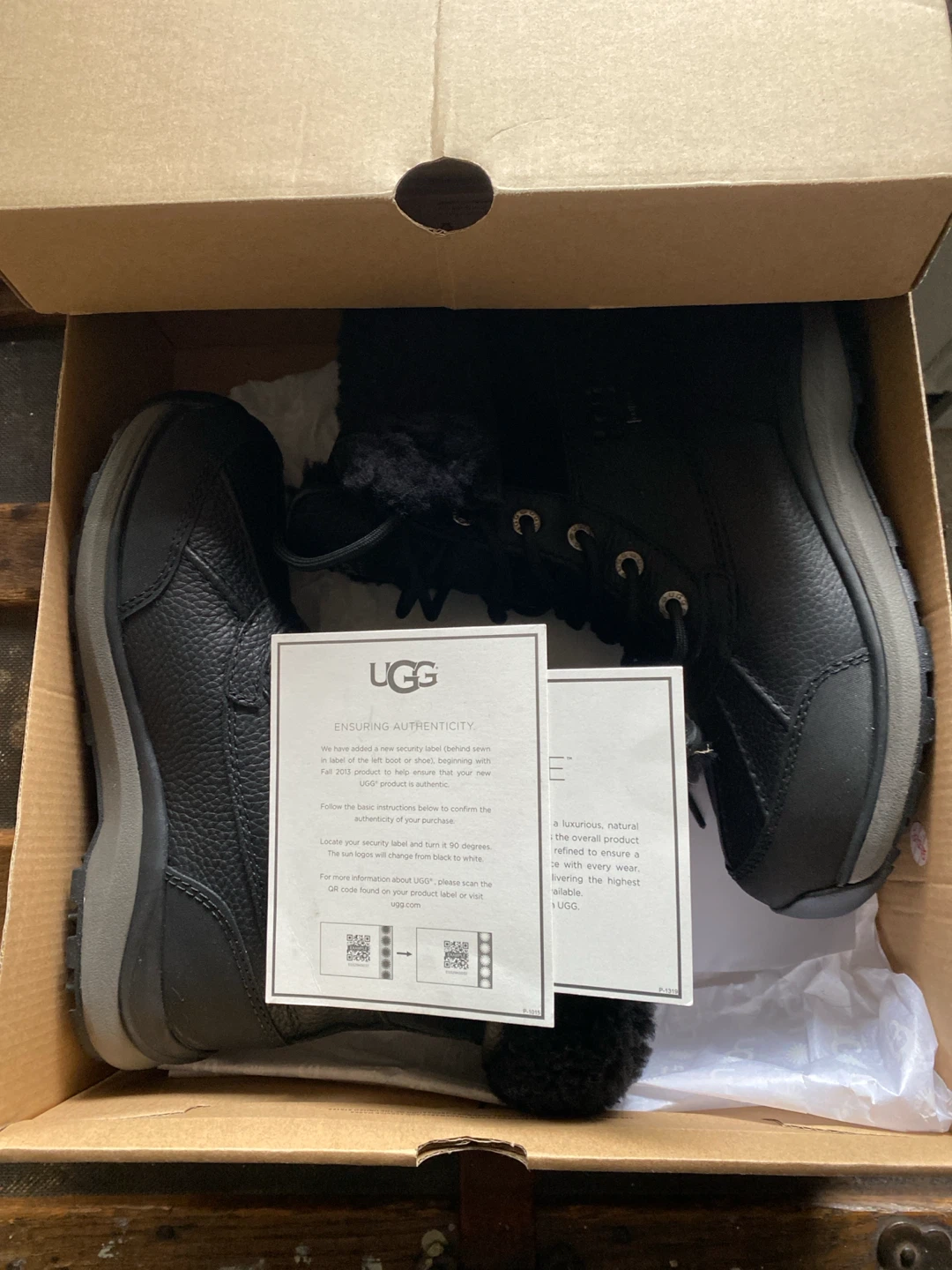 New UGG Adirondack Boot III Black Size 6 - photo 4