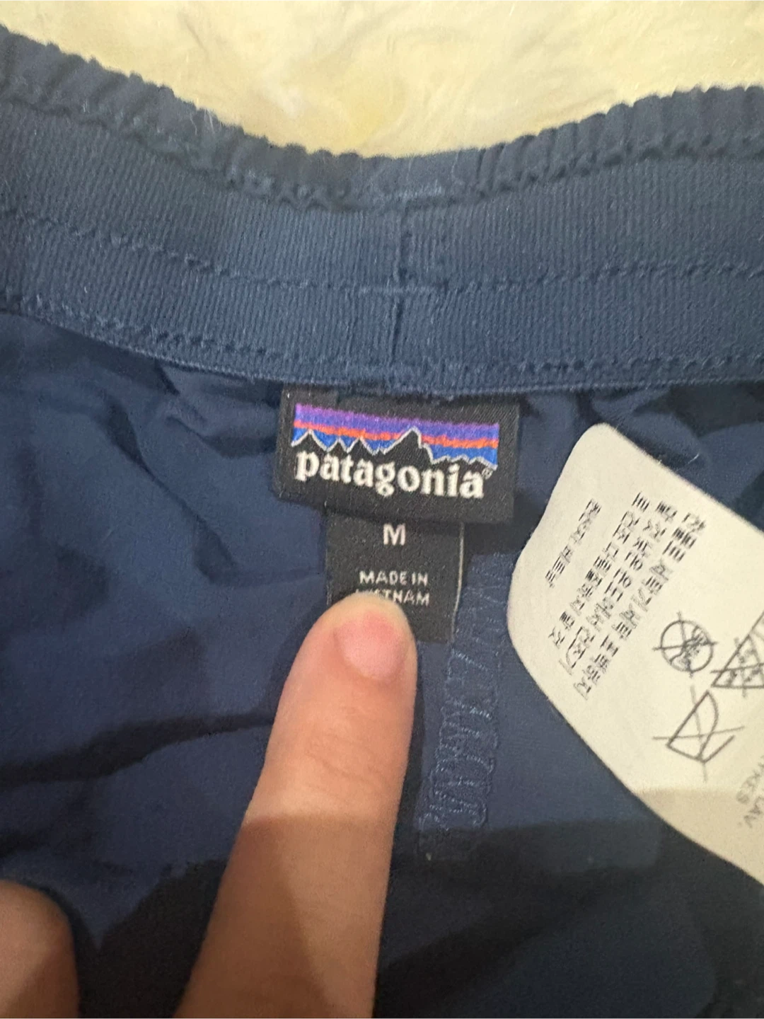 Patagonia Women’s Shorts Navy Blue Size M - photo 2