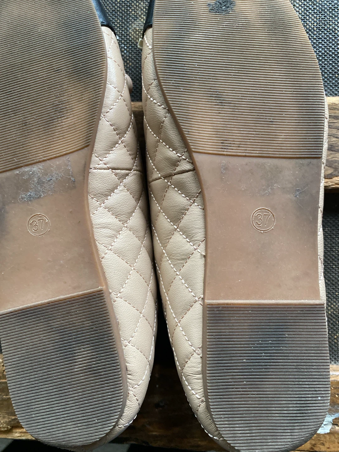 Anne Weyburn Quilted Ballet Flats - photo 3