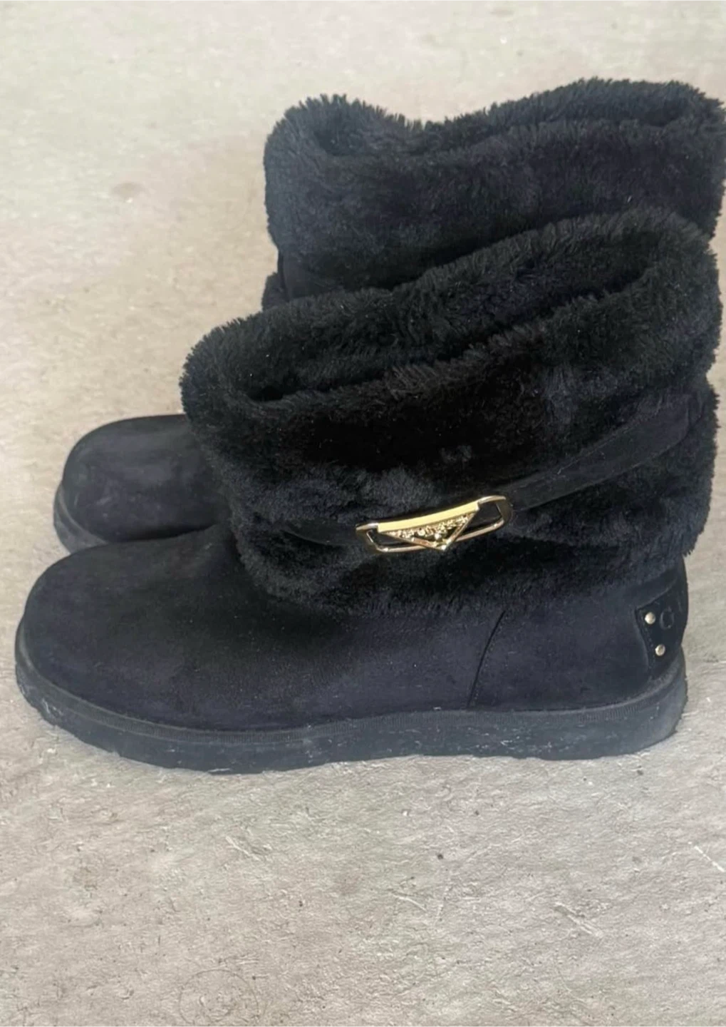 Guess black faux-fur winter boots - photo 2