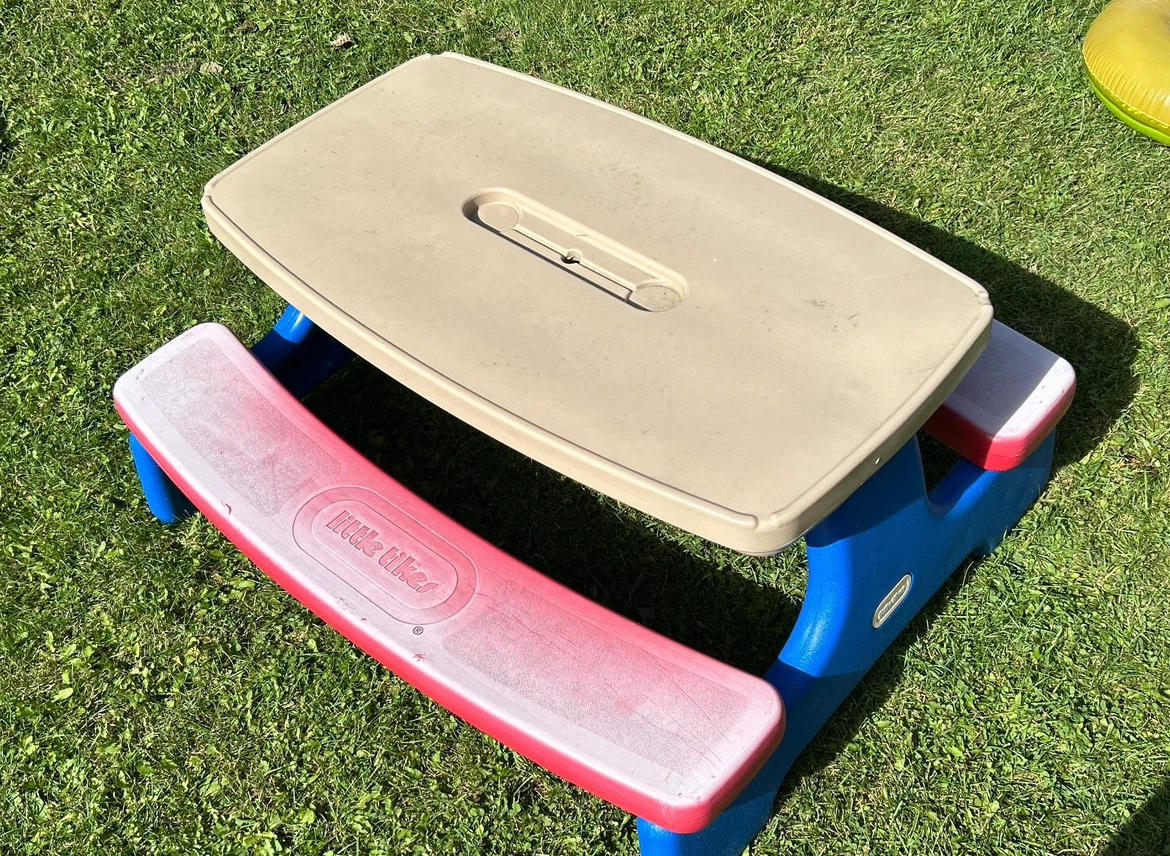 Little Tikes Kids Picnic Table