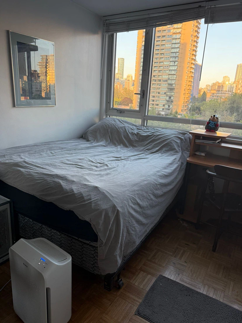 Private Room for rent (share accommodation) in west end