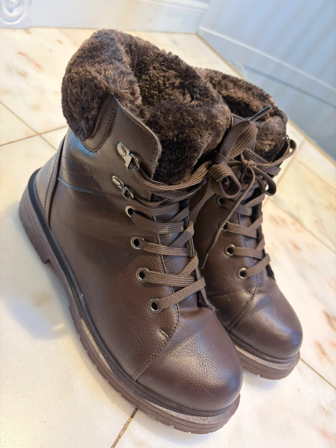 Brown Faux Fur Lined Lace-up Boots