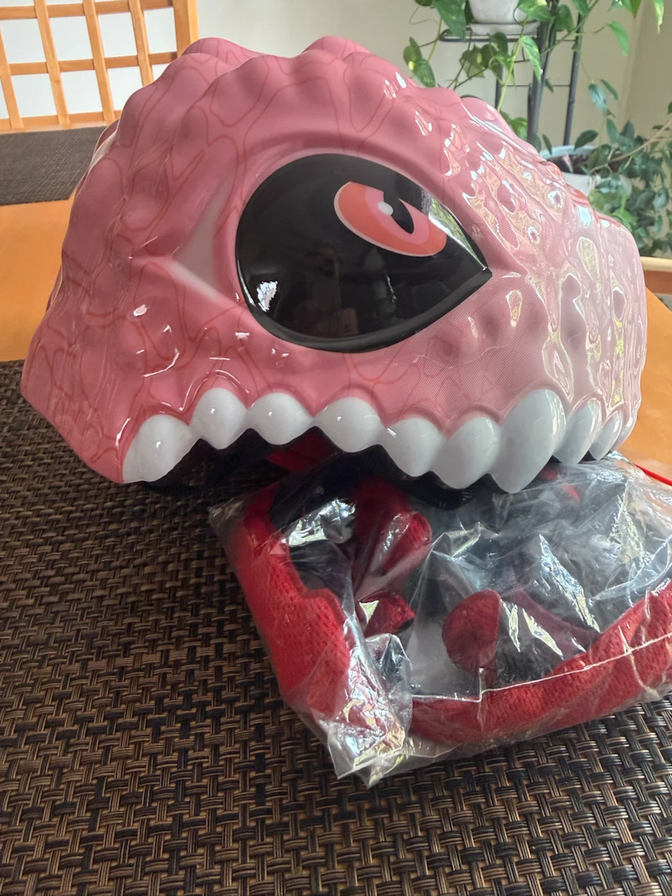 NEW! Kids 3D Dinosaur Skating Helmet - photo 3