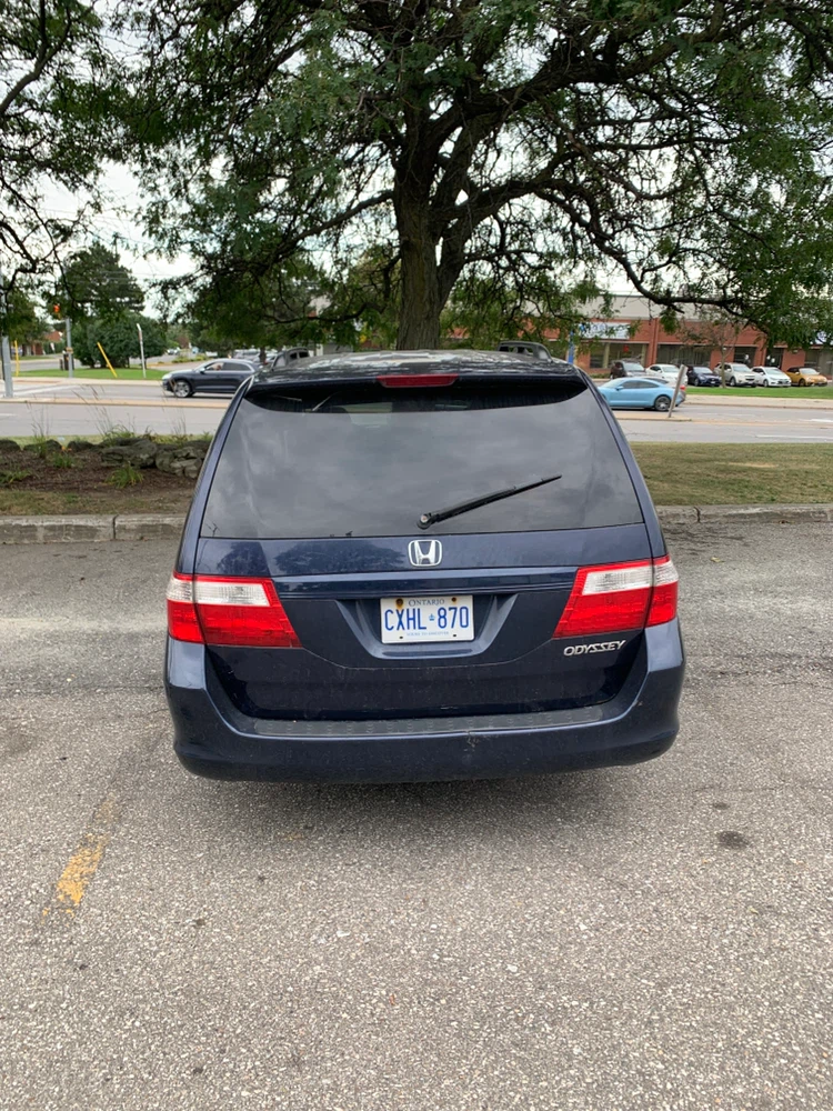 2005 Honda odyssey EXL - photo 2