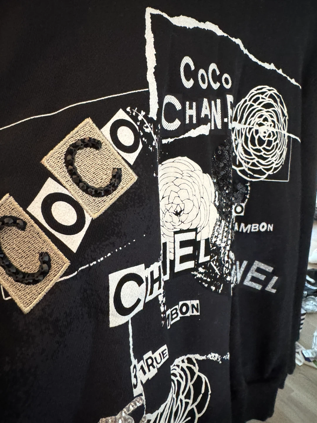 Chanel Black Sweatshirt - photo 4